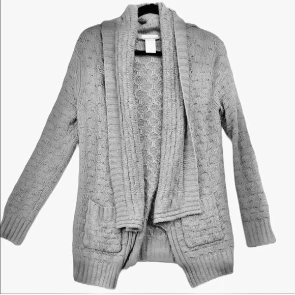 ⭐️HOST PICK ⭐️ Aritzia - Talula Gray Cashmere Knit Cardigan - Picture 2 of 6